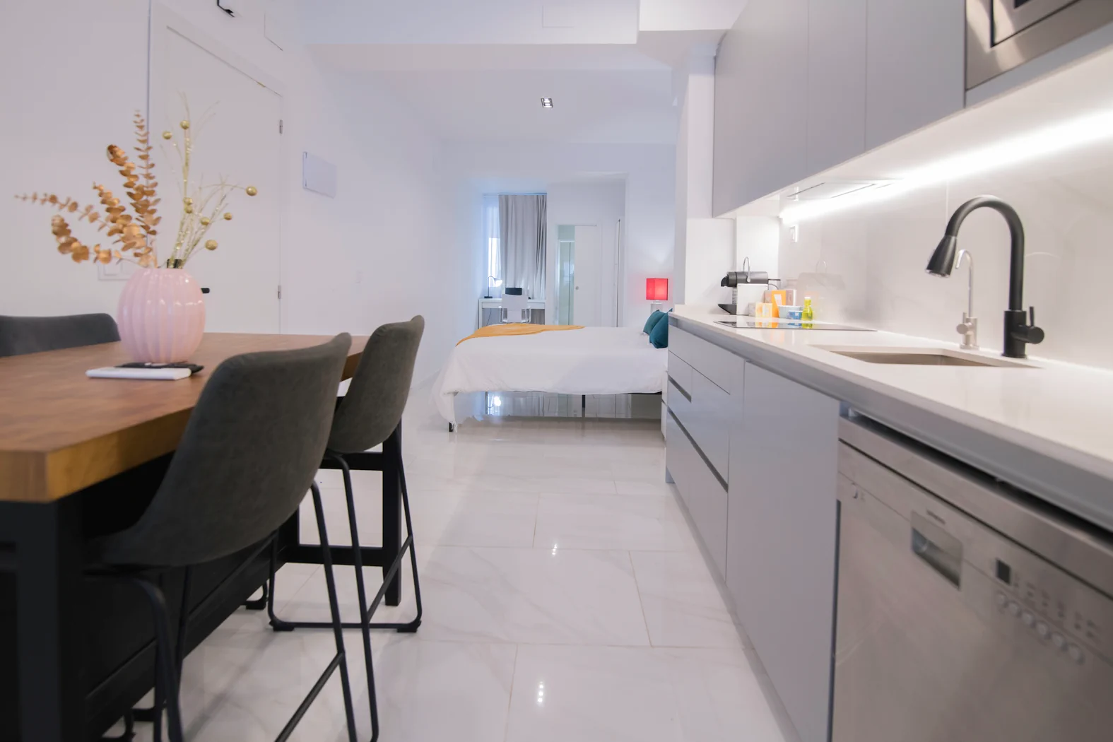 Studio spacieux pour 4 au rez-de-chaussée - photo 2